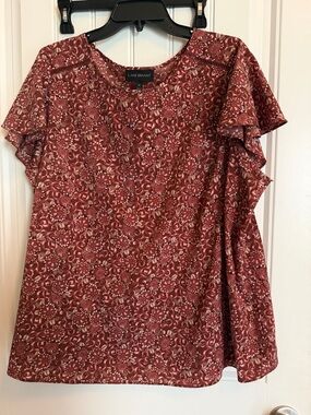 Lane Bryant Maroon Floral Ruffle Sleeve Top